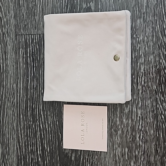 Lola Rose Necklace Gray - Picture 3 of 3